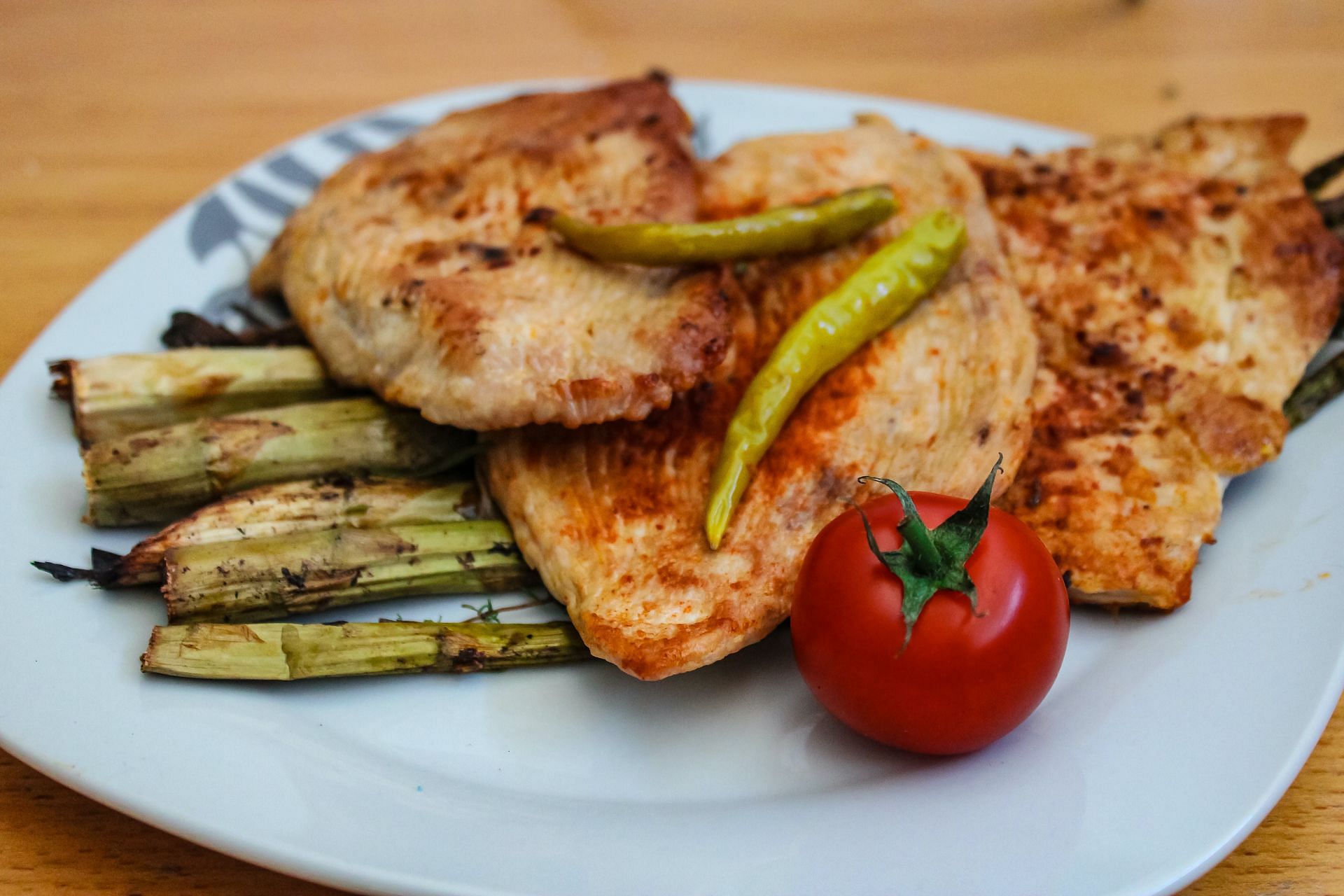 Examples of less sugary foods (image sourced via Pexels / Photo by harry)